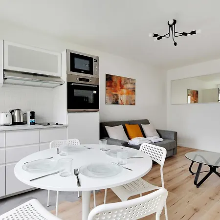 Apartment Bright 1 Bdr 4 P Republique-belleville Paris