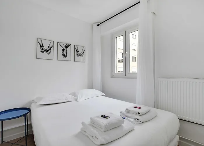 Apartment Bright 1 Bdr 4 P Republique-belleville Paris