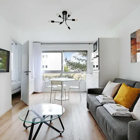 Bright 1 Bdr 4 P Republique-belleville Апартаменты Париж