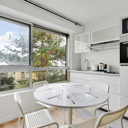 Bright 1 Bdr 4 P Republique-belleville Апартаменты Париж